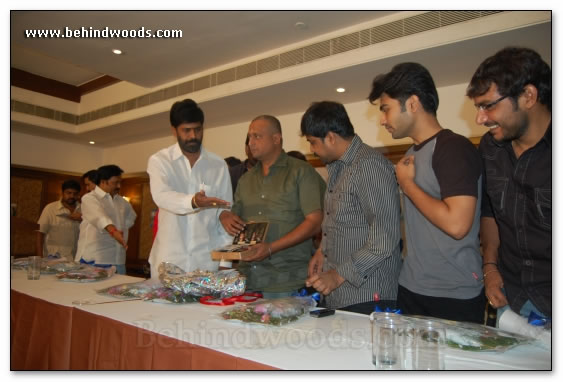 Netru Indru Naalai Audio Launch Gallery