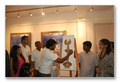 Parthiban Inaugurates Art Gallery