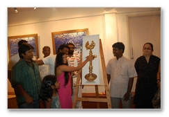 Parthiban Inaugurates Art Gallery