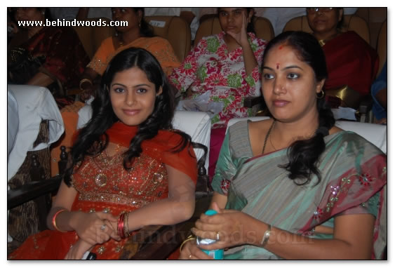 Aanandham Aarambam Movie Launch: Images