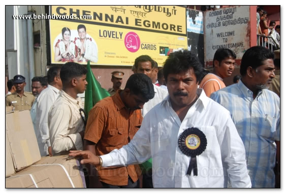 Kodambakkam in Egmore Station Images