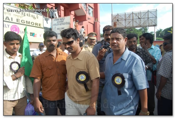 Kodambakkam in Egmore Station Images