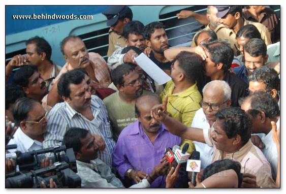 Kodambakkam in Egmore Station Images