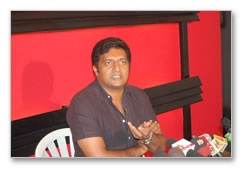 Prakash Raj Press Meet : Images