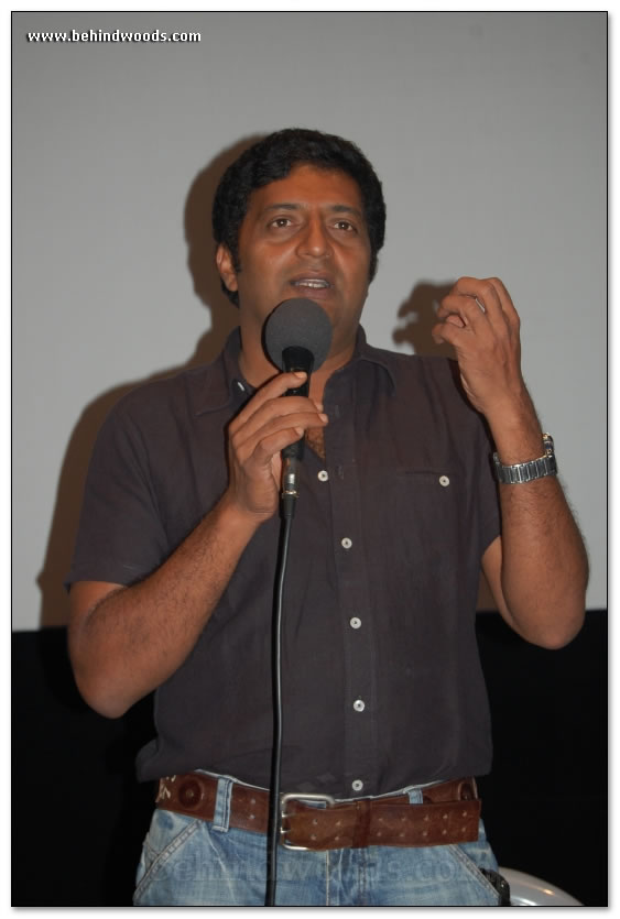 Prakash Raj Press Meet : Images