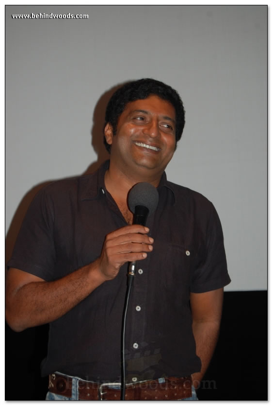 Prakash Raj Press Meet : Images