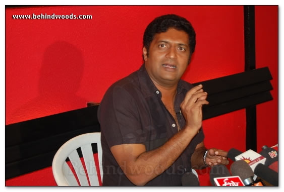 Prakash Raj Press Meet : Images