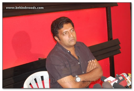 Prakash Raj Press Meet : Images