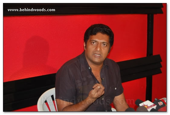 Prakash Raj Press Meet : Images