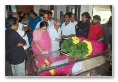 Kollywood mourns Sridhars demise  images