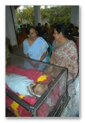 Kollywood mourns Sridhars demise  images