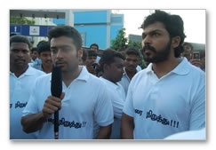 Suriya & Karthi join protestors in Tidel Park - Images