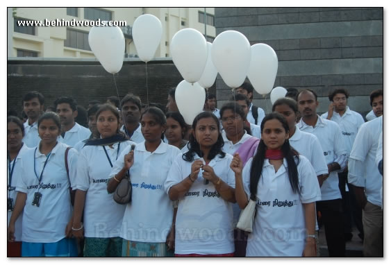 Suriya & Karthi join protestors in Tidel Park - Images