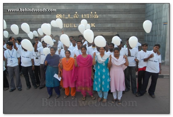 Suriya & Karthi join protestors in Tidel Park - Images