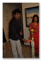 Vivek`s brush with art - Images