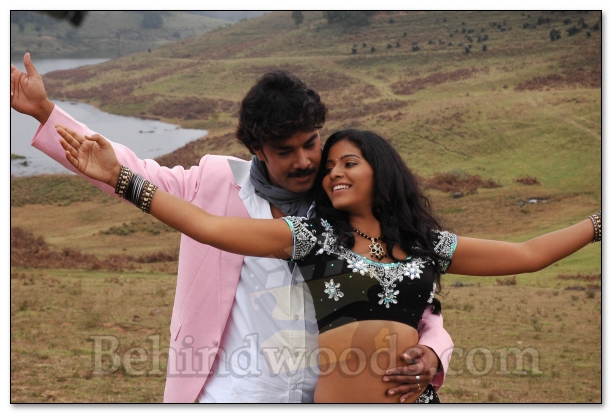 Aayutham seivom Movie Gallery