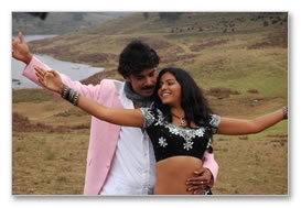 Aayutham seivom Movie Gallery