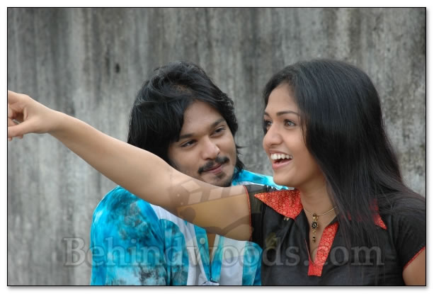 Kadhalil Vizhundhen Movie Gallery