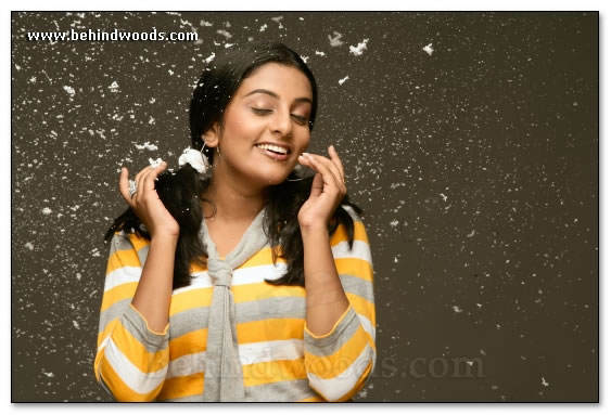 Marubadiyum Oru Kadhal-Anoop - Images