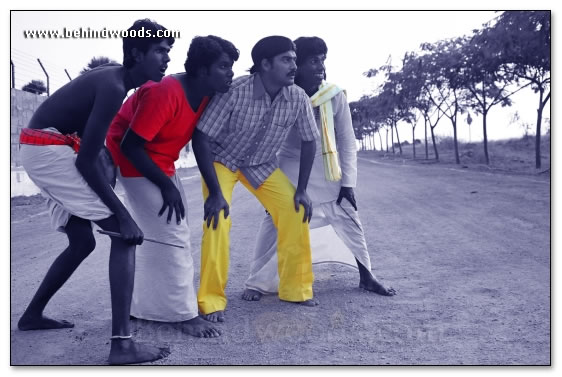 Oliyum Oliyum Movie - Images