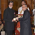 Amitabh Bachchan receives Padma Vibhushan