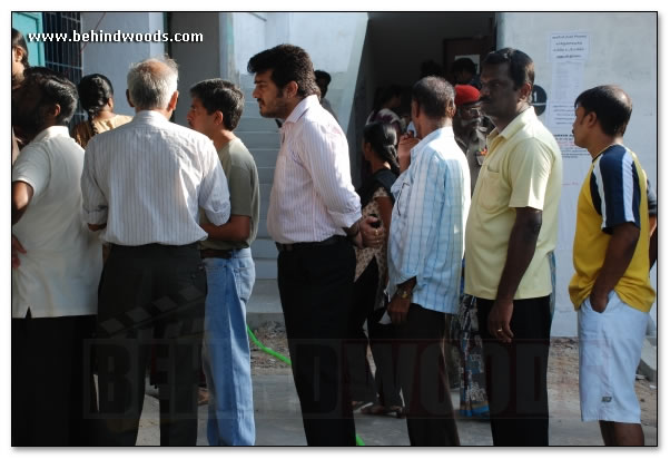 Ajith, Vijay and Sarath Vote - Images