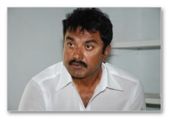 Ajith, Vijay and Sarath Vote - Images