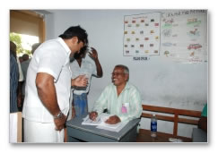 Ajith, Vijay and Sarath Vote - Images