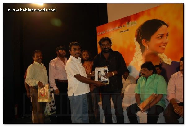 Alaiyodu Vilaiyadu Audio Launch - Images