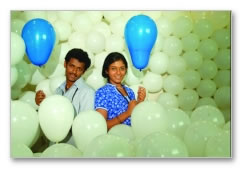 Angadi Theru Movie  Images