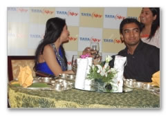 Asin dines with Tatasky winner - Images