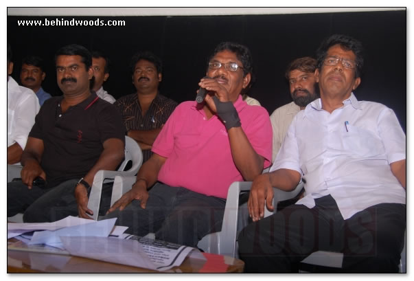 Bharathiraja and Seeman campaign - Images