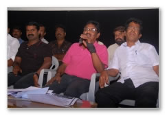 Bharathiraja and Seeman campaign - Images