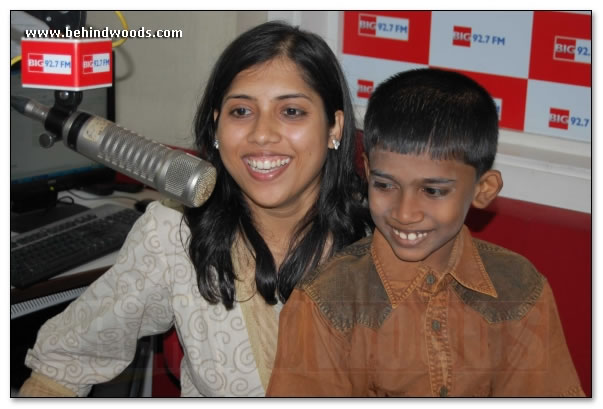 Big FM hosts visually challenged singers  Images