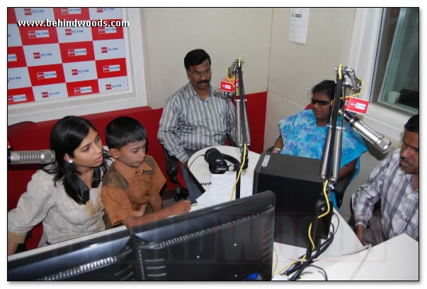 Big FM hosts visually challenged singers  Images