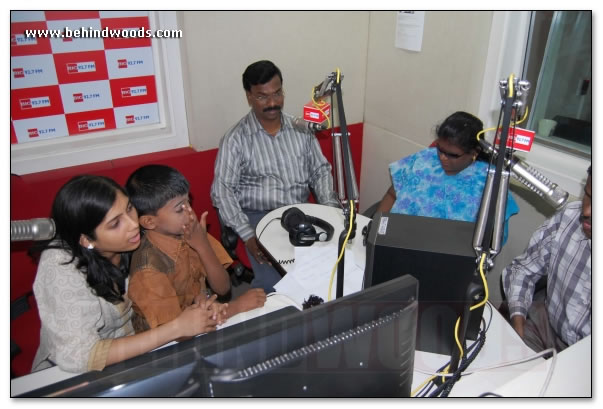 Big FM hosts visually challenged singers  Images