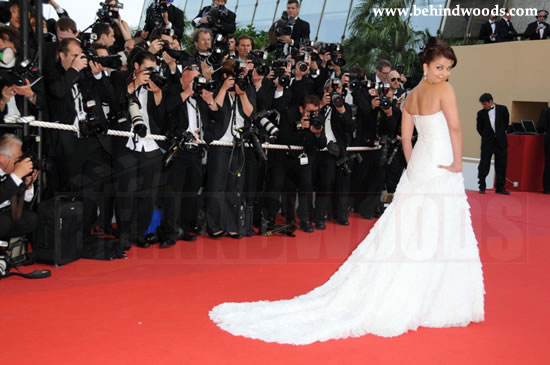 Aishwarya at Up Premiere at the Cannes 2009 - Images