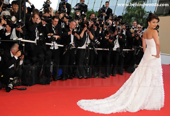 Aishwarya at Up Premiere at the Cannes 2009 - Images