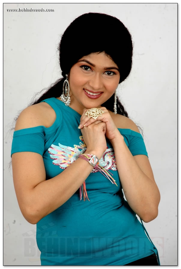 Actress Devi Krupa Tamil Movie Events Bayam Ariyaan Devi Krupa Mageshraja Kishor Manikandan