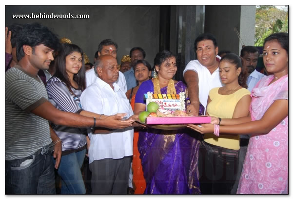 En Jeevanukkaga Movie Launch - Images