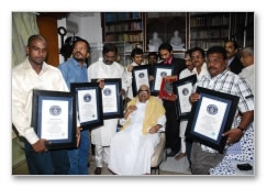 Guinness Sigappu Mazhai team meets CM - images