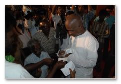 Ilayarajas noble gesture - images