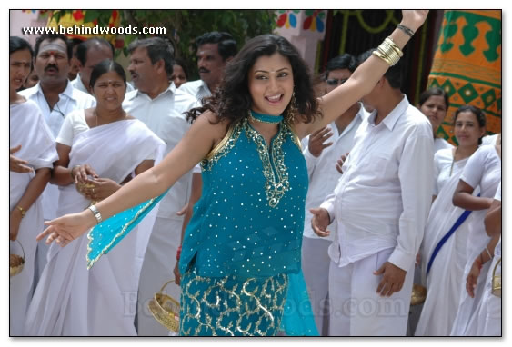 Karthikai Movie - Images