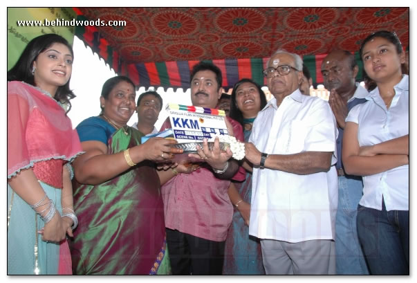 Kola Kolaya Mundhirikka  Movie Launch: Images