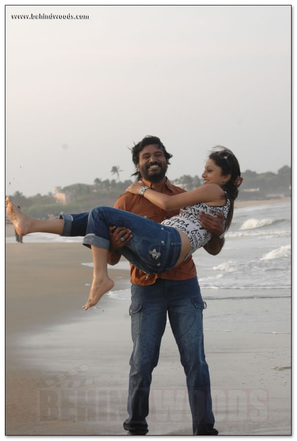 Mathiya Chennai - Movie Gallery