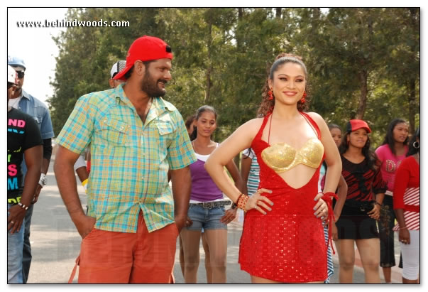 Mathiya Chennai - Movie Gallery