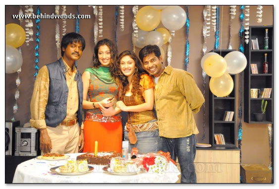 Muthirai Movie - Images