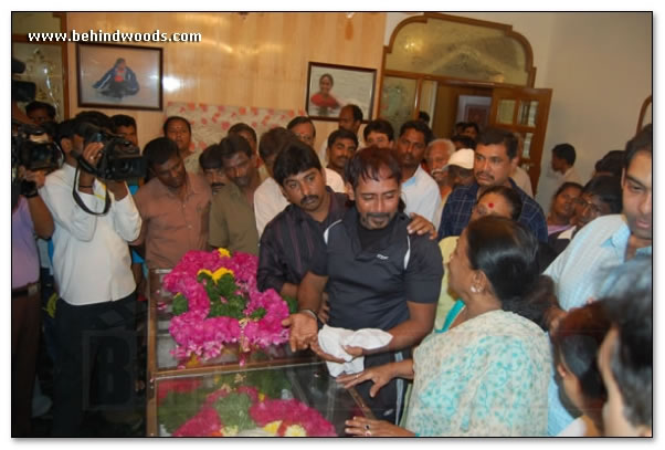 Kollywood pays homage to Nagesh: images