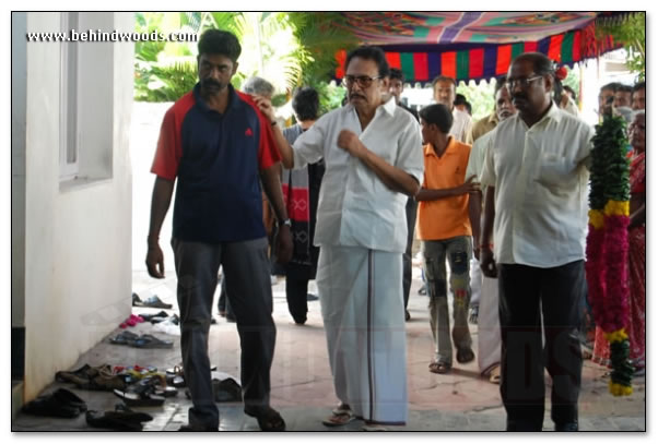 Kollywood pays homage to Nagesh: images