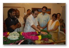 Kollywood pays homage to Nagesh: images